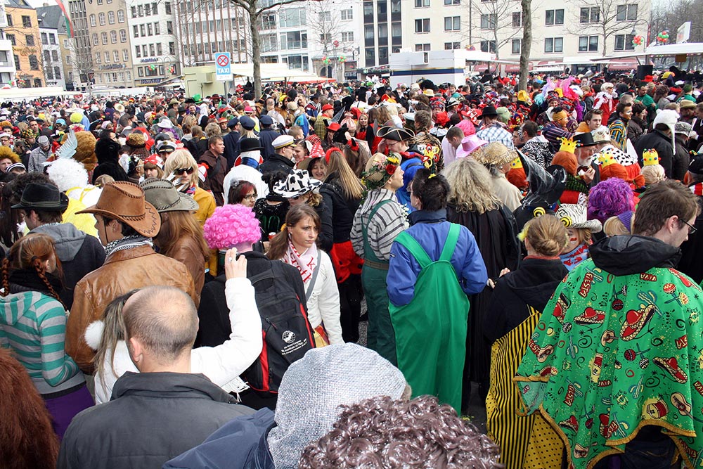 Cologne versus Düsseldorf: Cologne Carnival