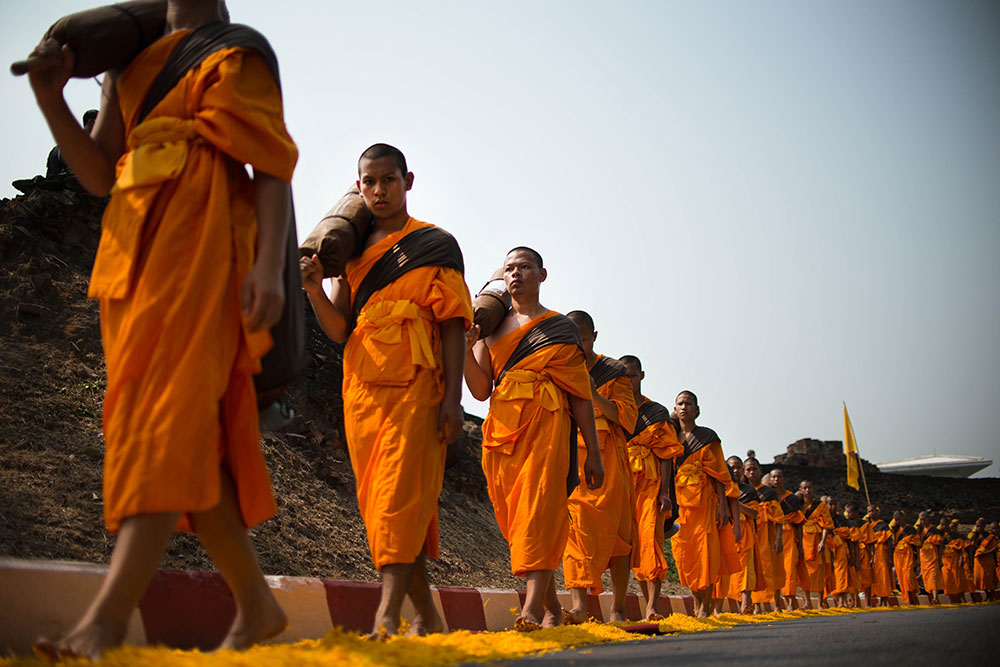 Chiang Mai Travel Guide - Monks