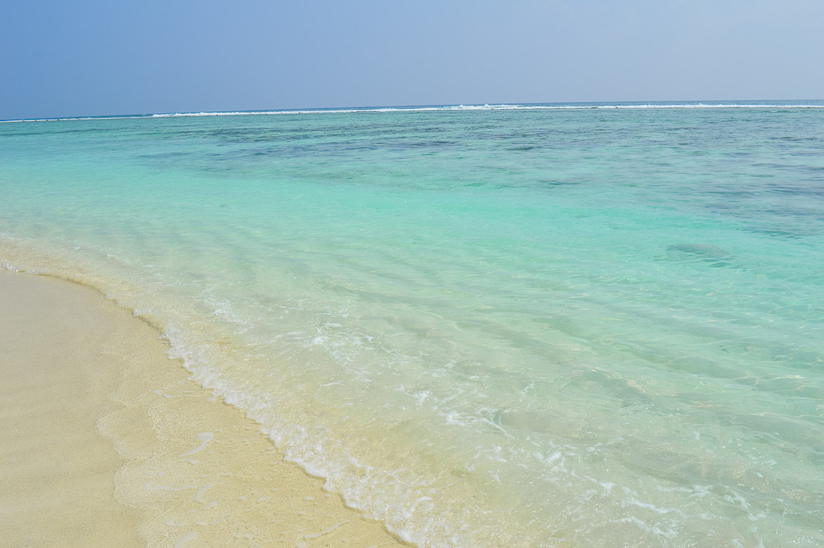 Maldives Travel Layover - Hulhumalé beach