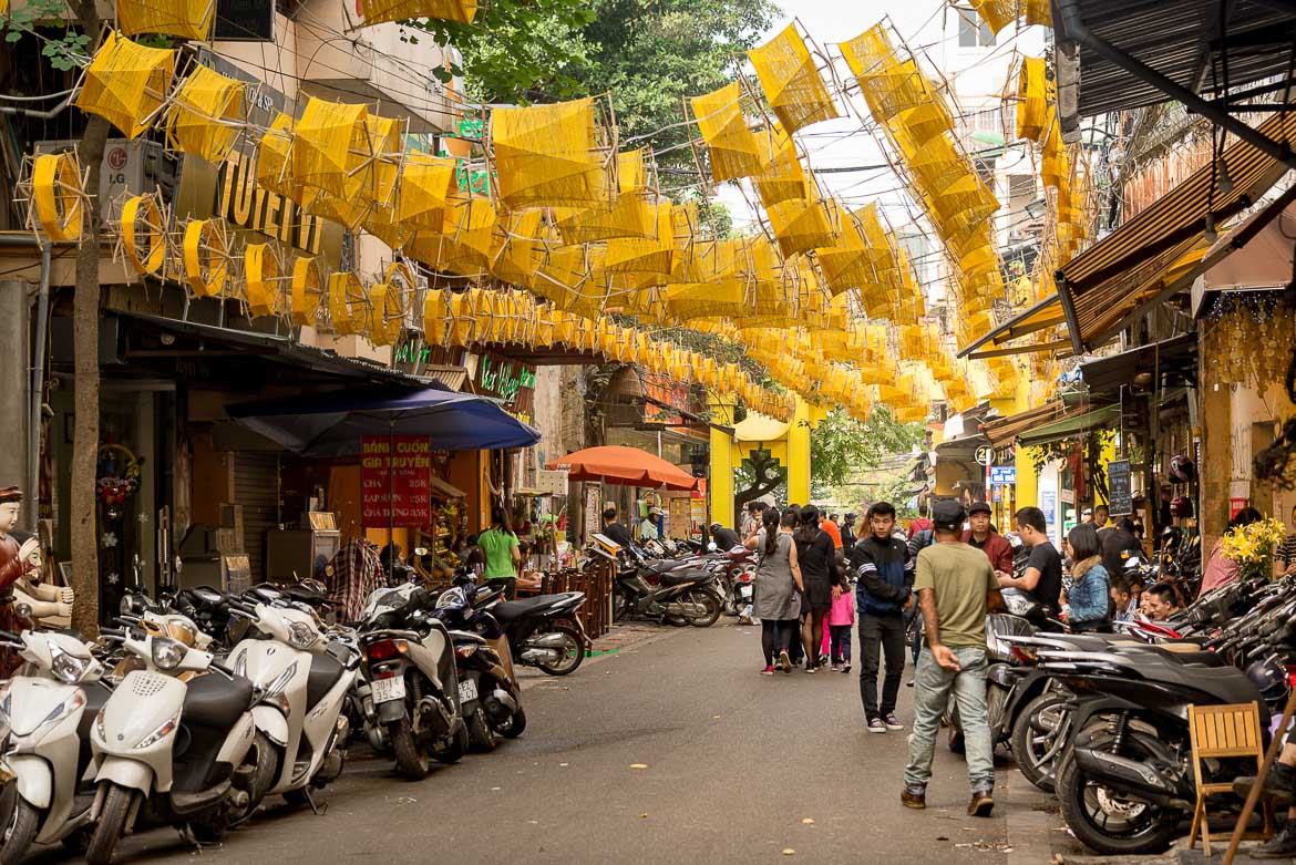 Vietnam Travel Guide - Lanterns