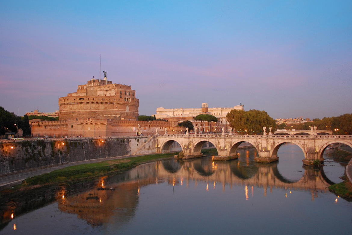 A Local's Guide to Rome Pizza Lovers- Castel Sant'Angelo