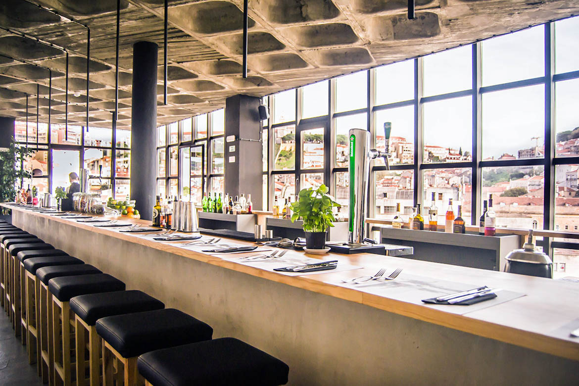 A Local's Guide to Lisbon: Topo Restaurant